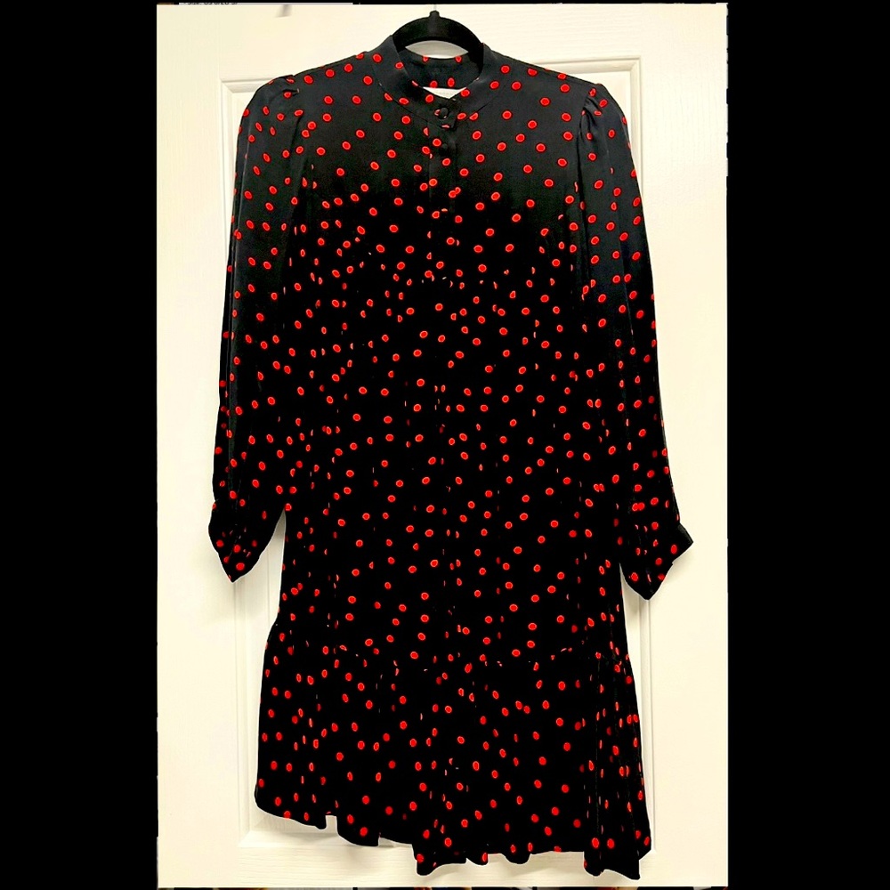 🎉HP🎉(NWOT) Zara semi voluminous red dots dress